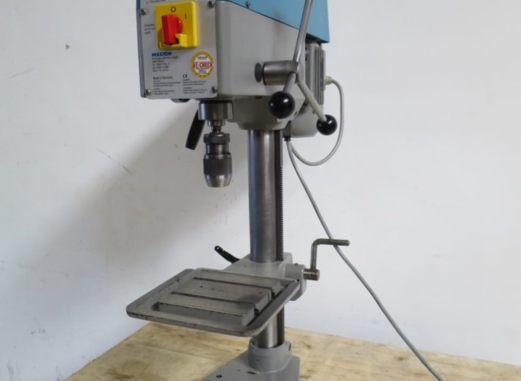 MAXION Unimax table drilling machine