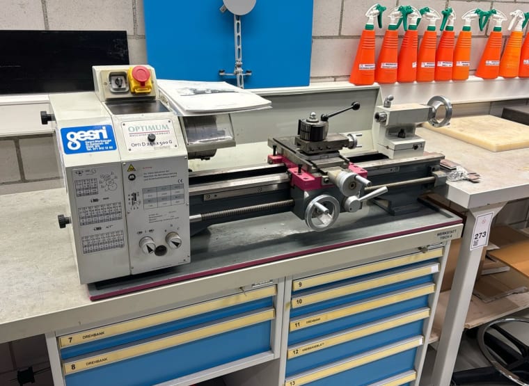 OPTIMUM OPTI D 240x500G Lathe with workbench