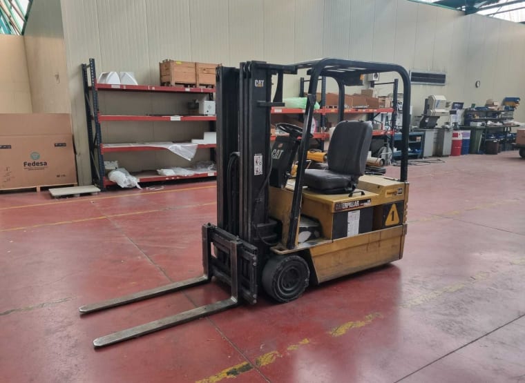 CATERPILLAR EP18-48F Electric Forklift