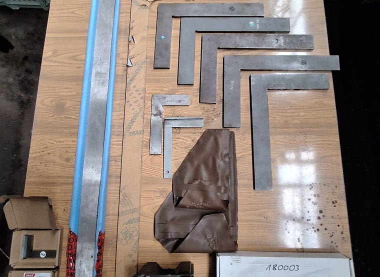 PROMAT Lot of angle blocks