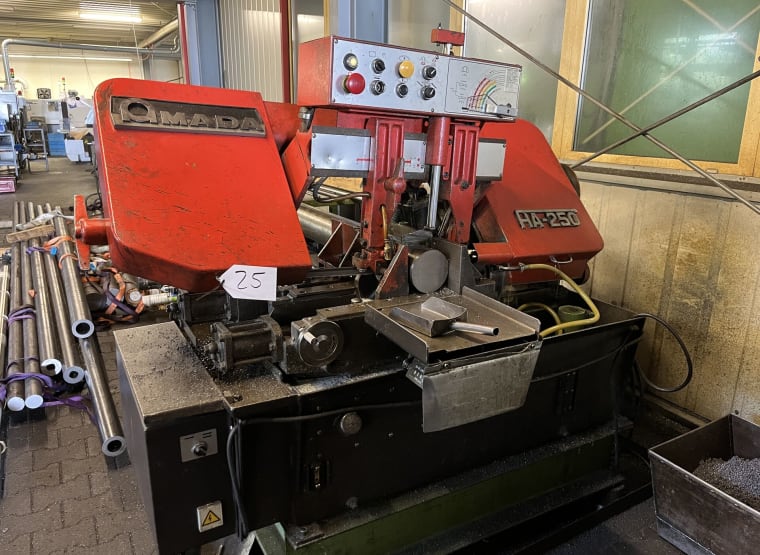 AMADA HA-250 Band-saw automatic-machine