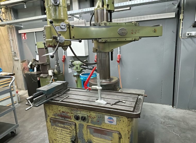 DONAU DR 30 Snelradiaalboormachine