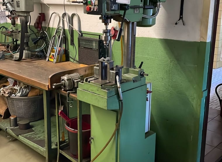 FLOTT 15 GL Kolomboormachine