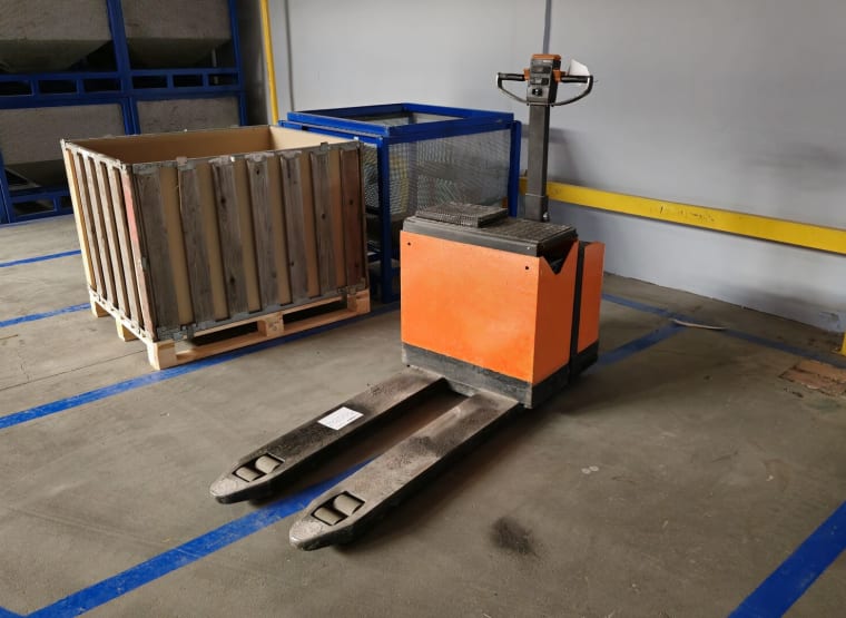 STILL EGU 3000 Electric Pallet Truck