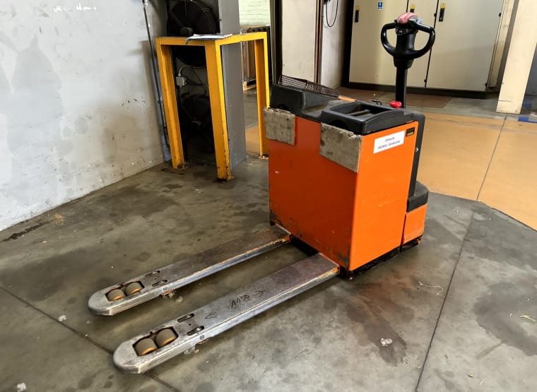 STILL EGU 30 Electric pallet truck