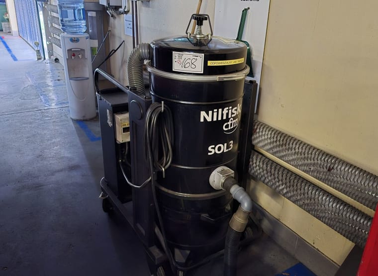 Industrial vacuum cleaner NILFISK SOL 3