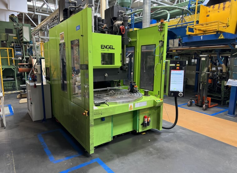 ENGEL INSERT 330 V/160 ROTARY Injection molding machine