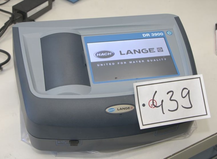 HACH LANGE DR 3900 Spectrophotometer