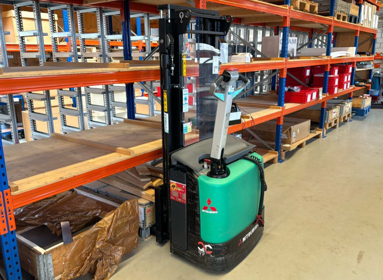 MITSUBISHI SBP 12N electric pallet truck