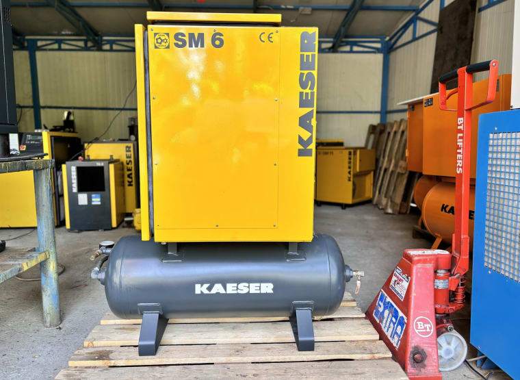 KAESER SM 6 Screw Compressor with Integrated Air Receiver