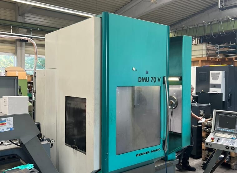 DECKEL MAHO 70 V Processing centre 5-axis