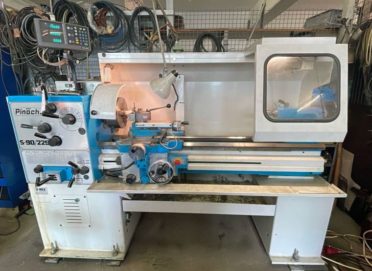 PNACHO S-90/225 Center lathe