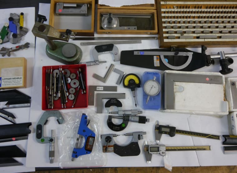 MITUTOYO Large lot of measuring tools (see description)