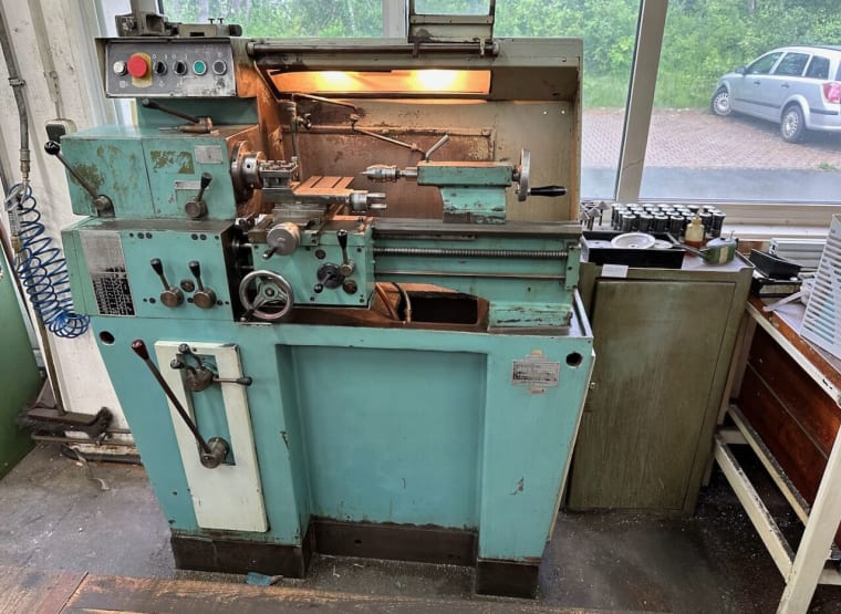 TOS SM 16A Lathe for precision mechanics