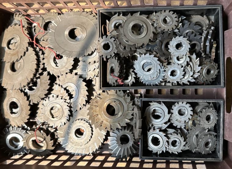 WMW Lot of HSS milling cutters, disc milling cutters (approx. 25 kg)