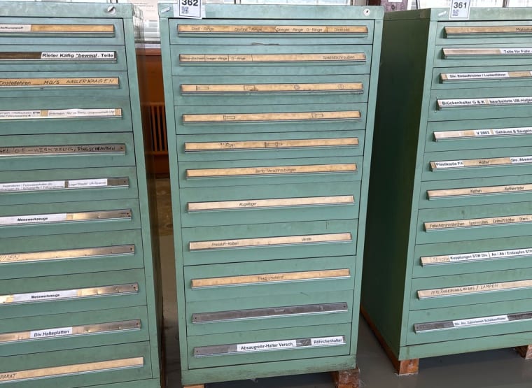 VIDMAR drawer cabinet with contents