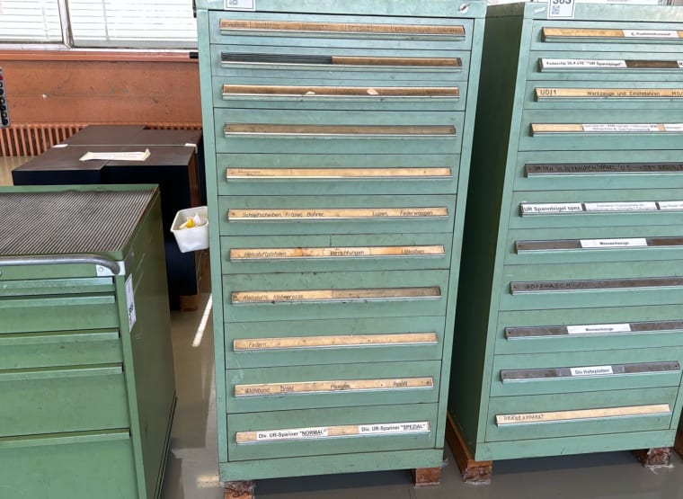 VIDMAR drawer cabinet with contents