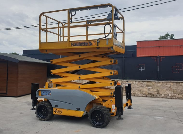 HAULOTTE COMPACT 12DX Diesel Aerial Platform