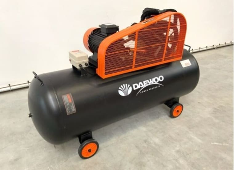 DAEWOO DAAX500L Air compressor 500L