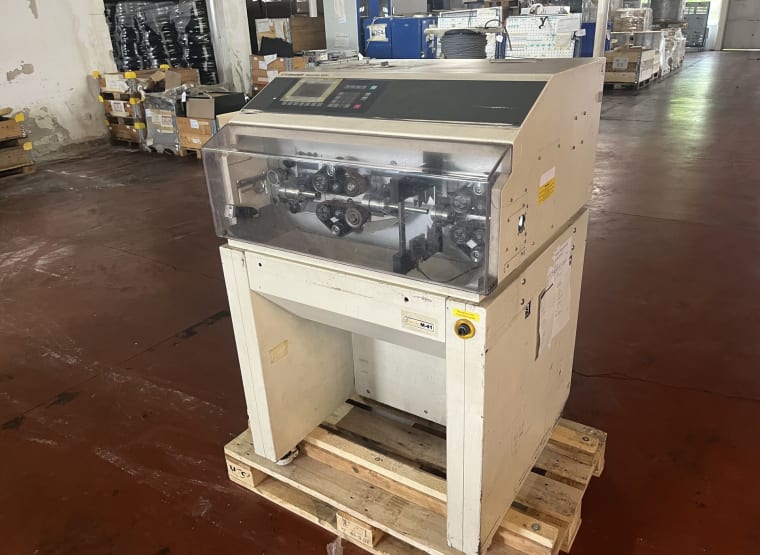 Máquina de corte y desforre SCHLEUNIGER MS 9600