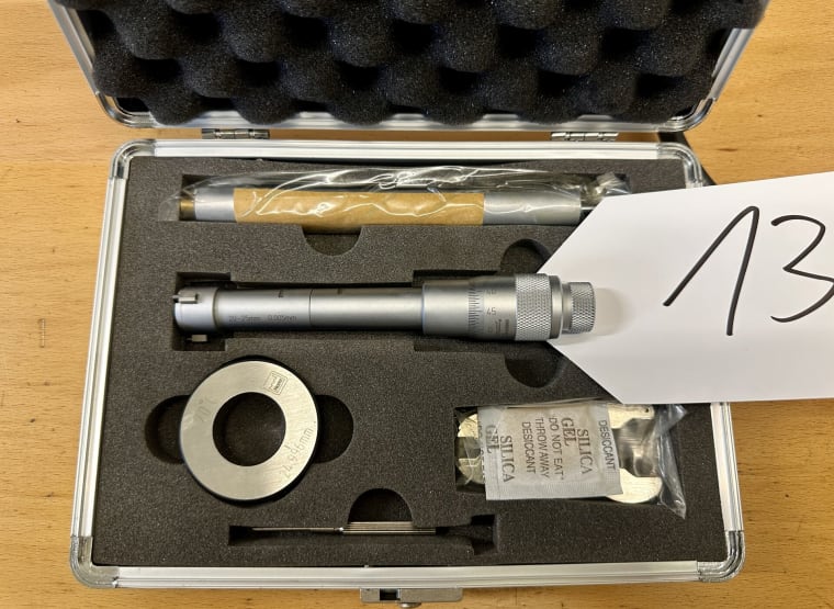 HOLEX Three-point internal micrometer