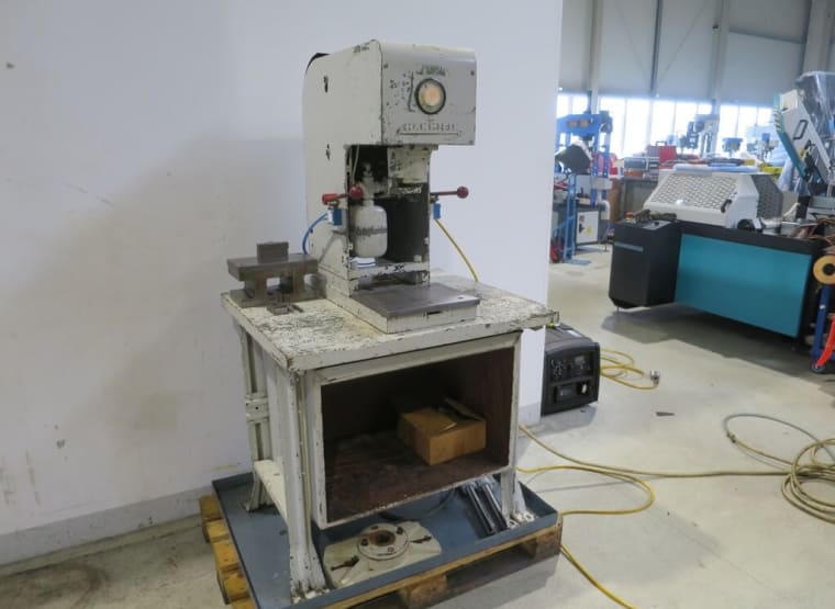 HANNIFIN F20-21N Single column press