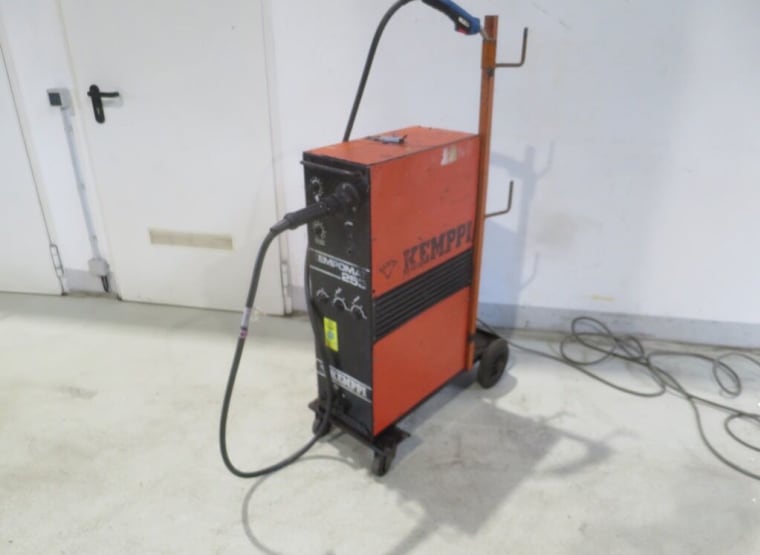 KEMPII Kempomat 250 MIG / MAG welding machine