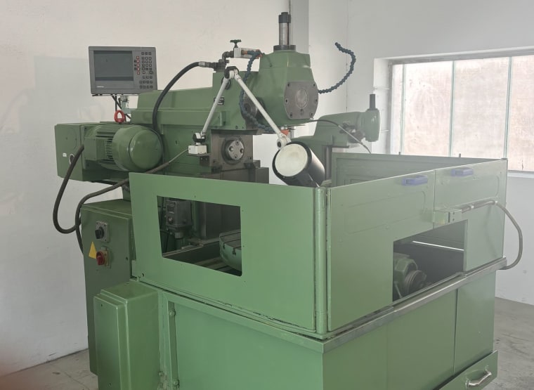 DECKEL FP 4 Universal milling machine