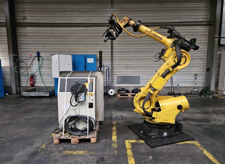 FANUC R-2000 iB/165F Průmyslový robot