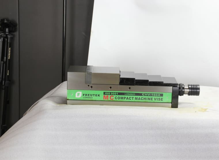 FREUTEK LON0023 Mechanical/Hydraulic Vice 56 kN 160 x 240 mm