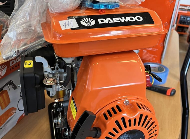 DAEWOO DASR40 (2.5HP) Gasoline Water Pump