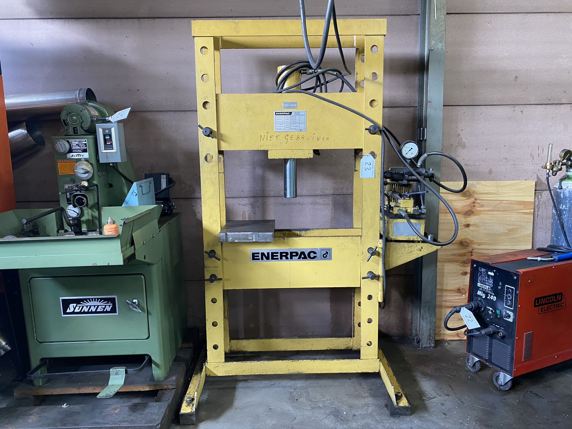 ENERPAC RR 5013 Hydraulic Press buy used