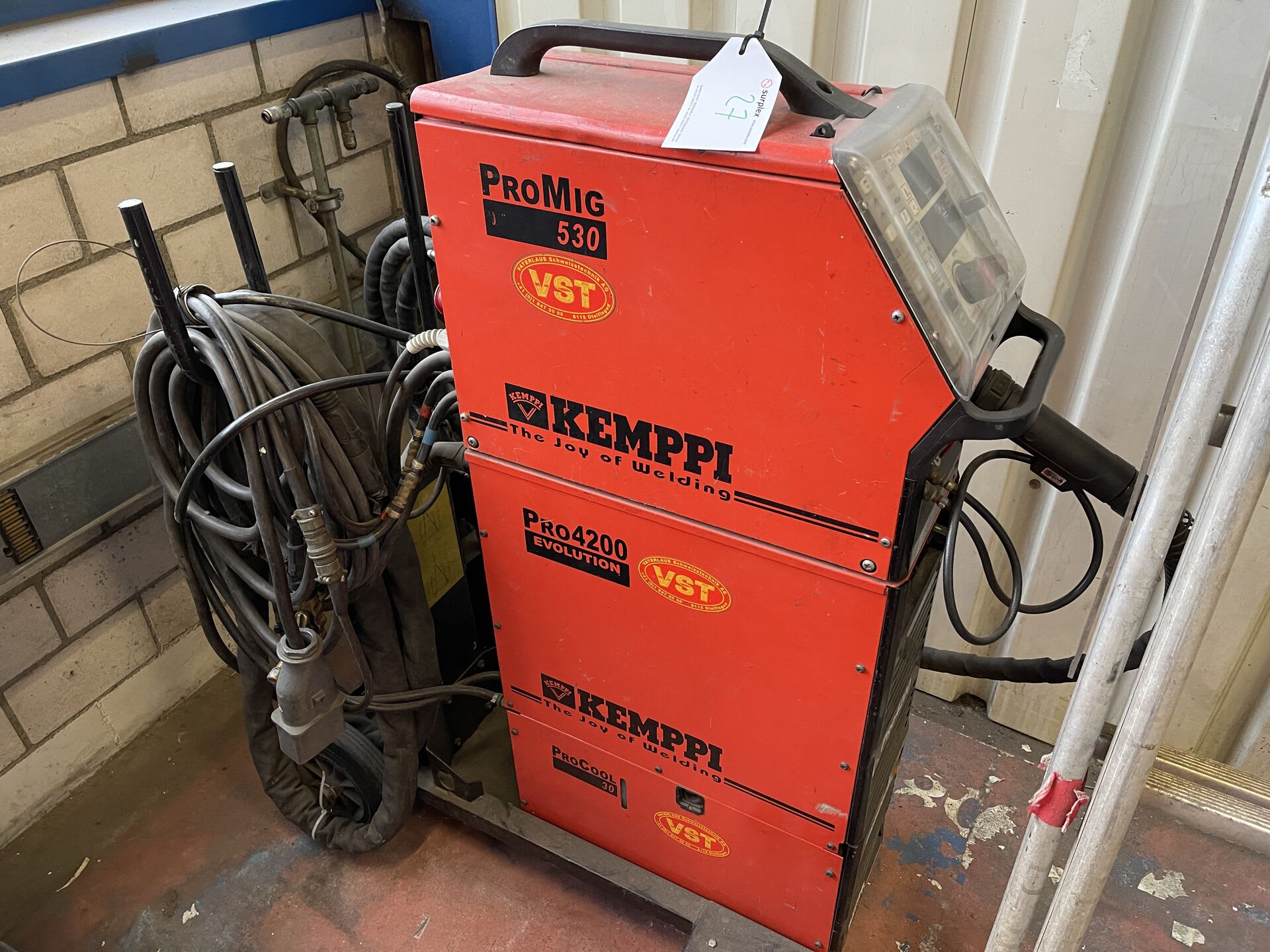 KEMPPI PRO 4200 Welding Machine nakupujte použité