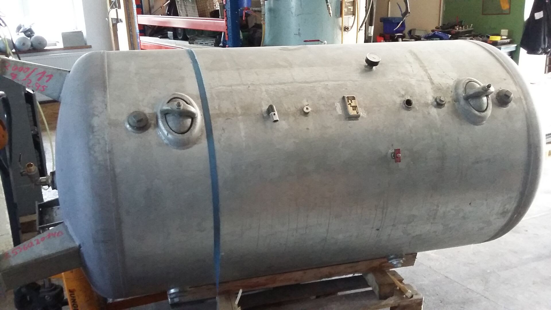 KAESER 2000 L compressed air tank gebruikt