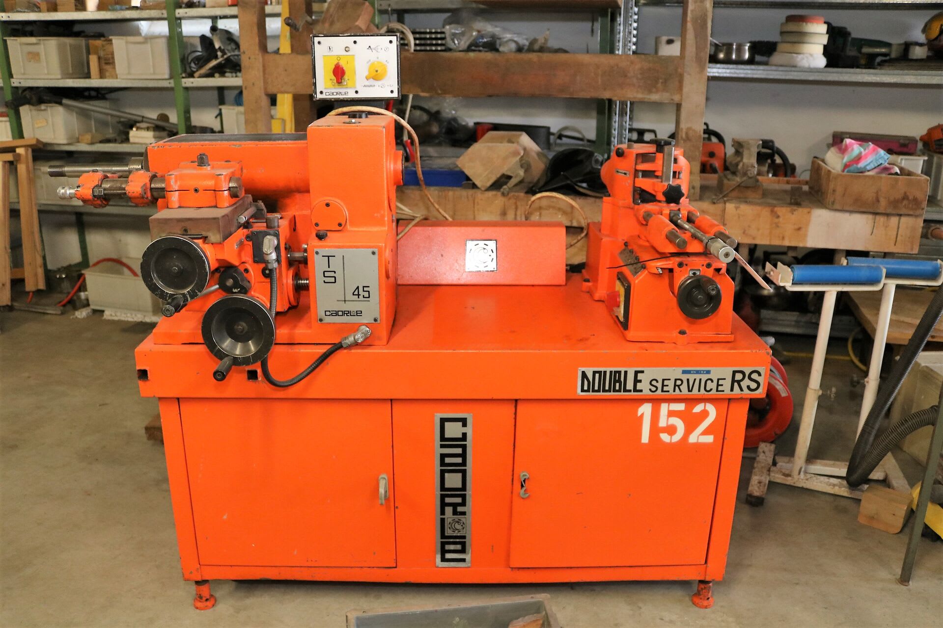 CAORLE TS 45 Brake drum turning and grinding machine d'occasion