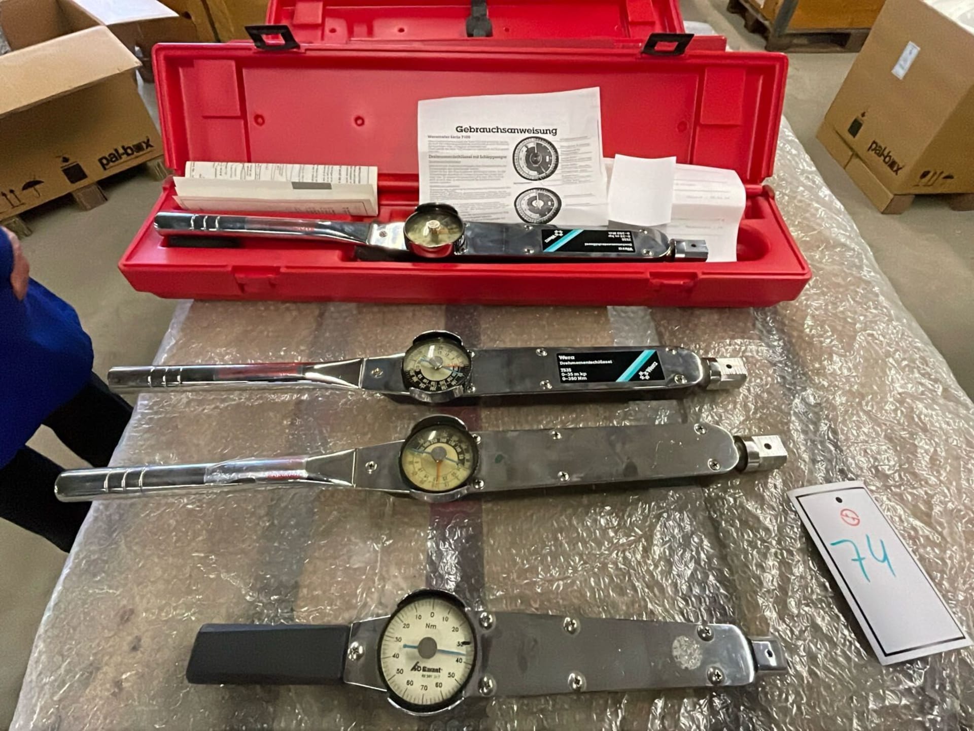 Drag online torque wrench