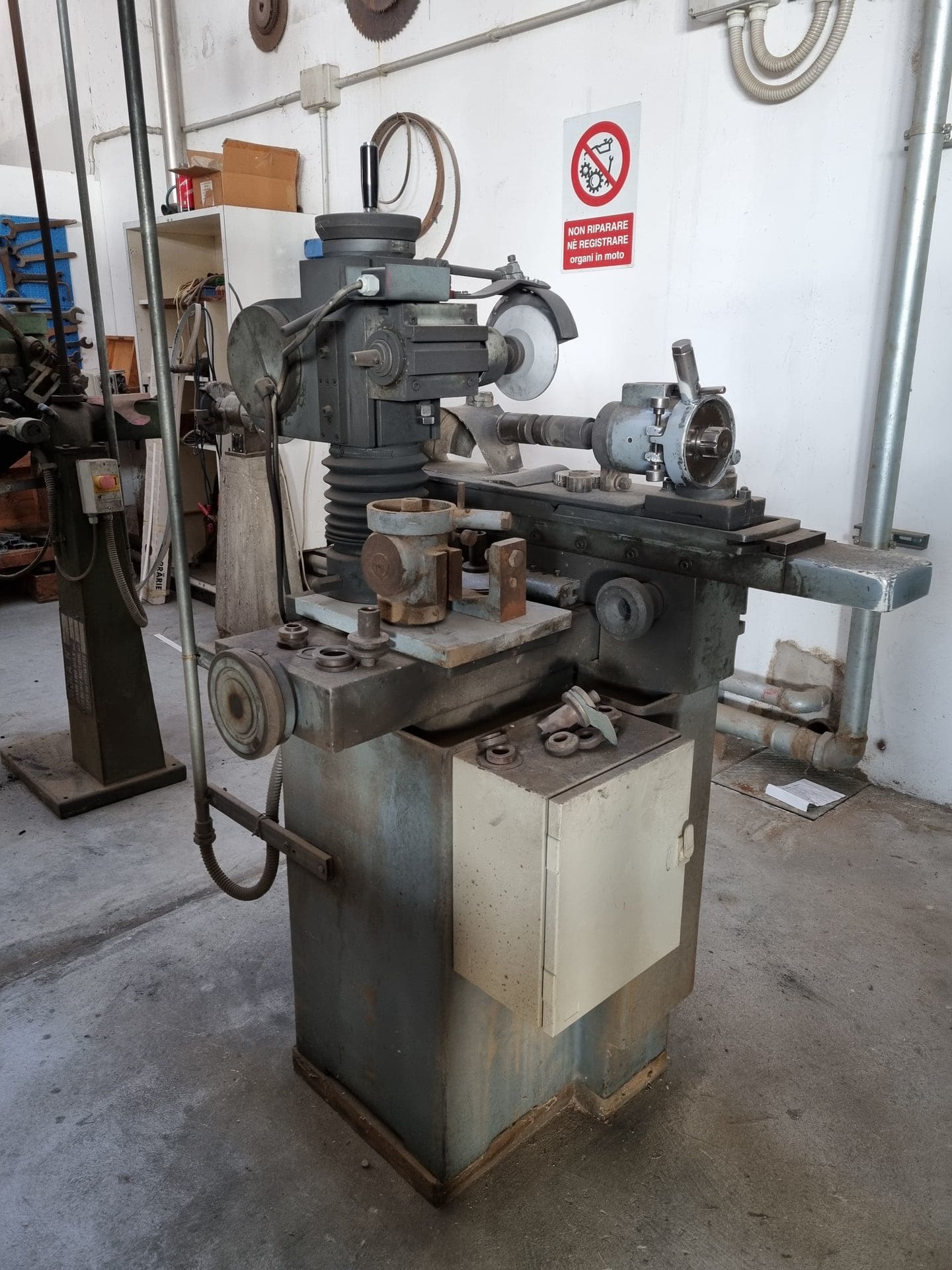 Used shop grinding machine