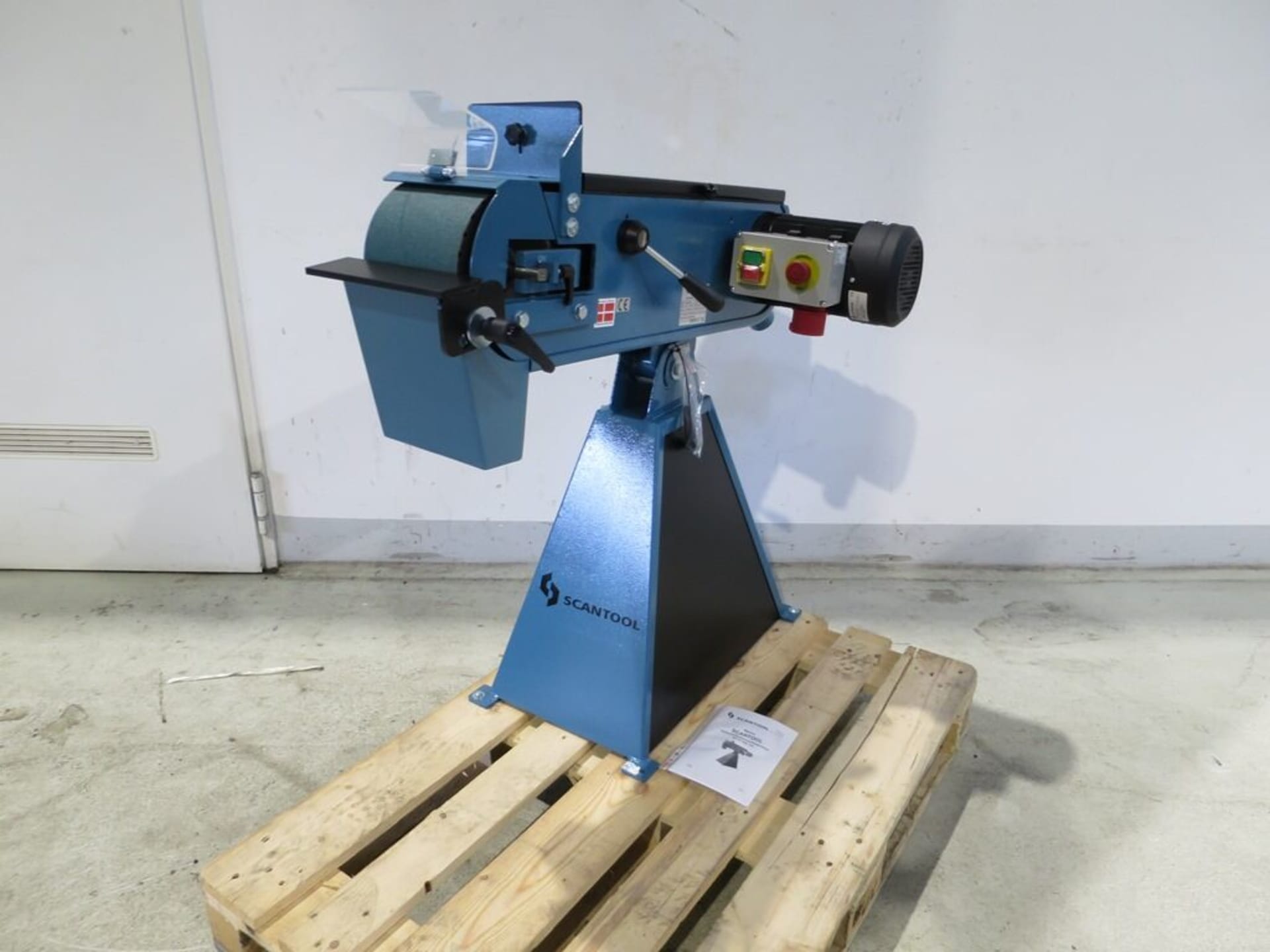 Belt deals grinding machine