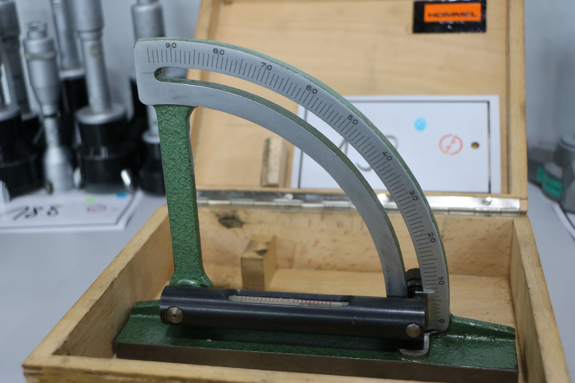 Machine spirit level hotsell