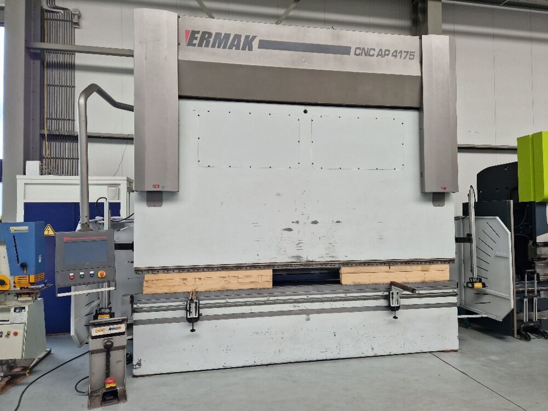 ▷ Гибочный пресс ERMAKSAN CNC AP 4100-175U