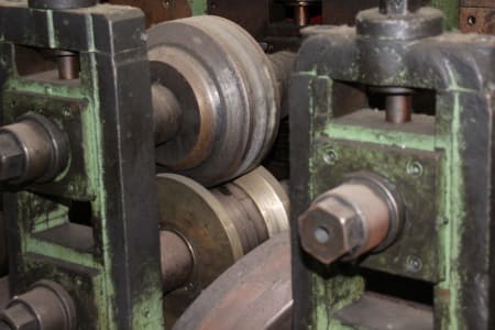 Roll-Forming Machine i_02773001