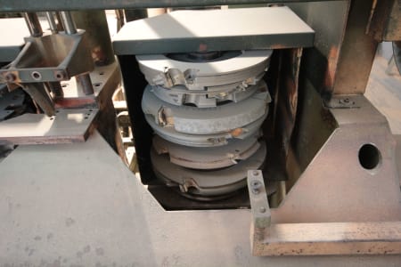 SAC F6 Angular windows production machine i_03191556