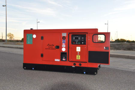 LUCLA GLU-50 Silent diesel generator i_03371702