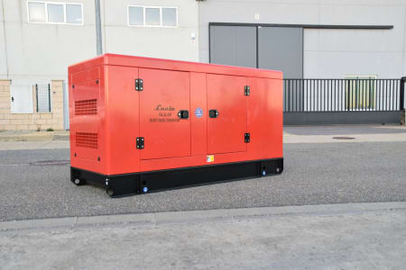 LUCLA GLU-50 Silent diesel generator i_03371710